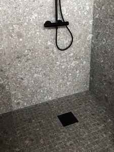 Bilde av NT slukrist design elegant 20x20 svart matt