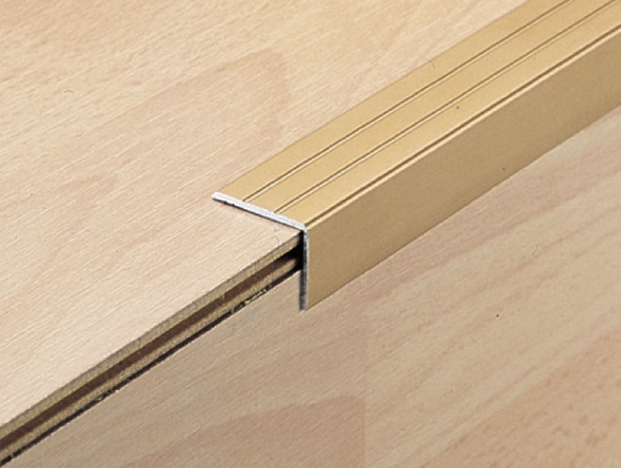Bilde av TRAPPENESE 74/A ALUMINIUM F.KODE 20 19MMX24,5MMX270CM, PROFILPAS