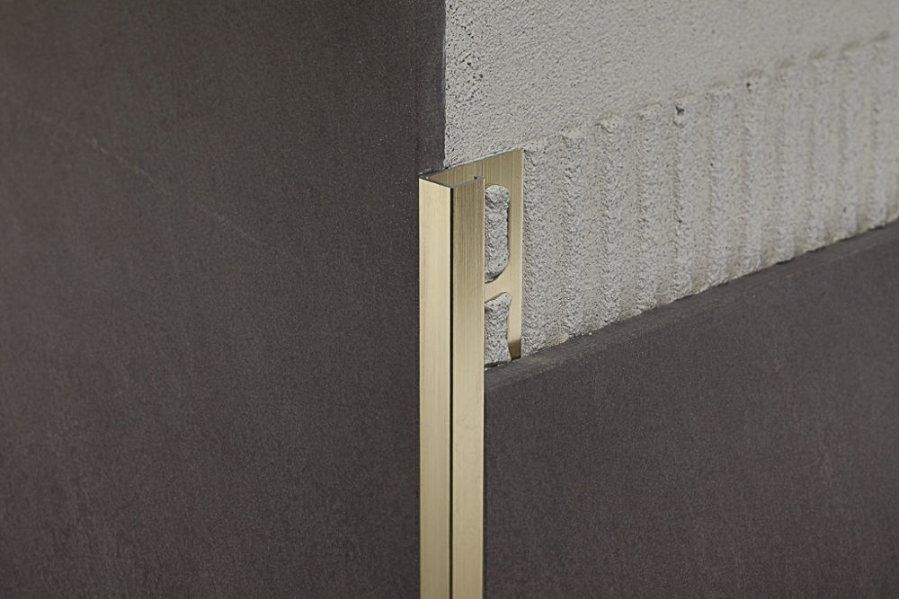Bilde av HJØRNELIST FIRKANT ZQBSN/10 ALUMINIUM SATIN GULL 10MMX270CM, PROFILPAS