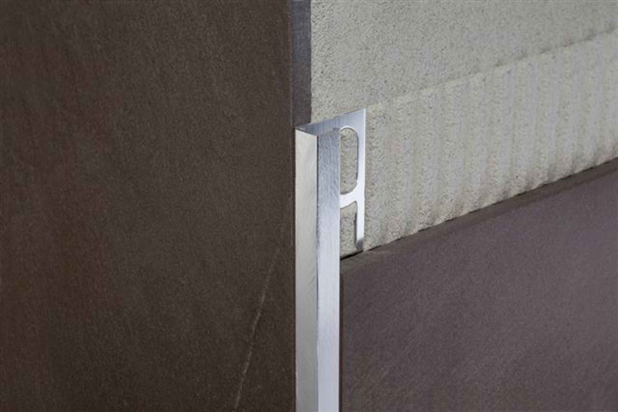 Bilde av HJØRNELIST FIRKANT ZQAGN/8 ALUMINIUM SCRATCHED 8MMX270CM, PROFILPAS
