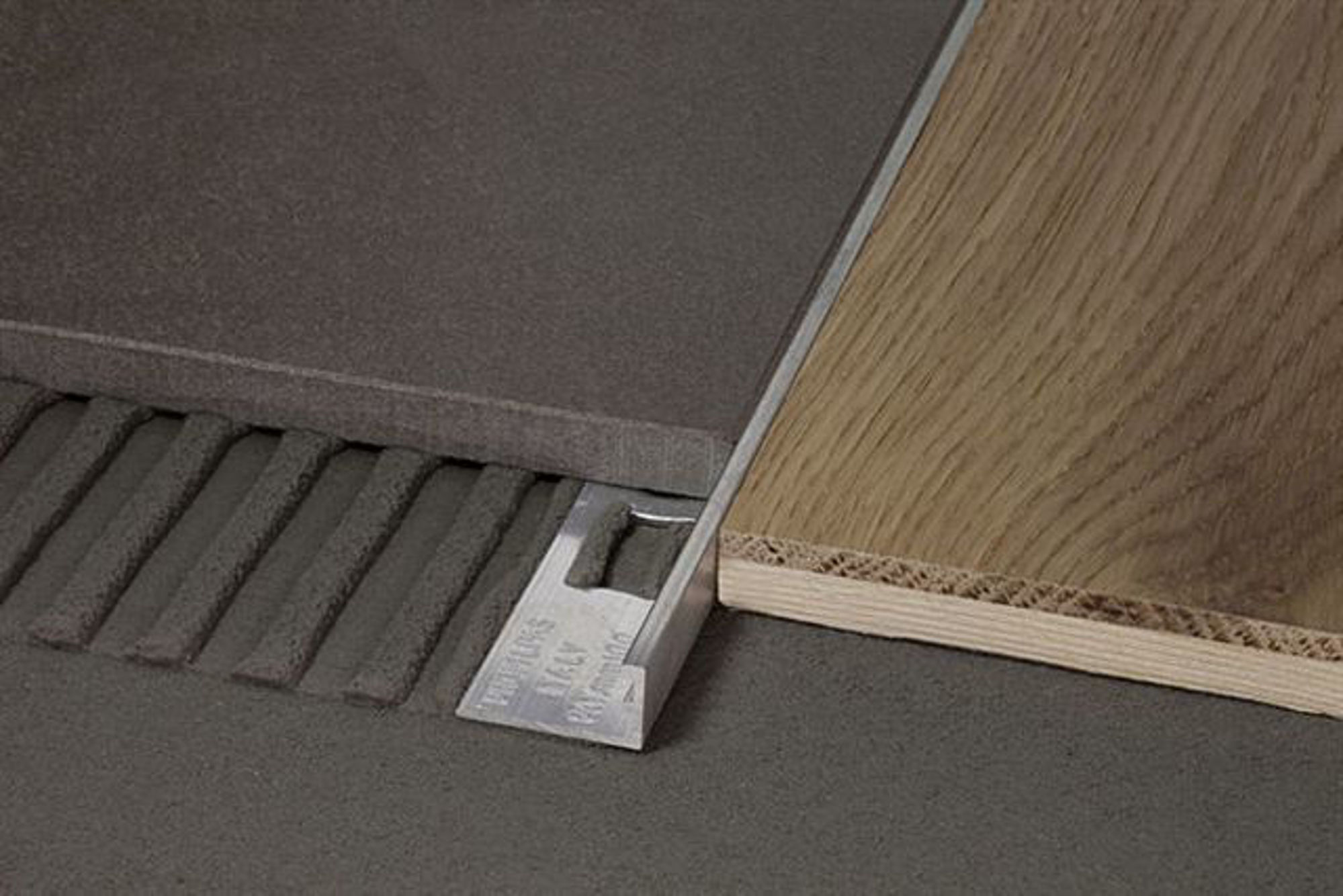 Bilde av AVSLUTNINGSLIST AIS/6 RUSTFRI SATIN 6X270CM, PROFILPAS