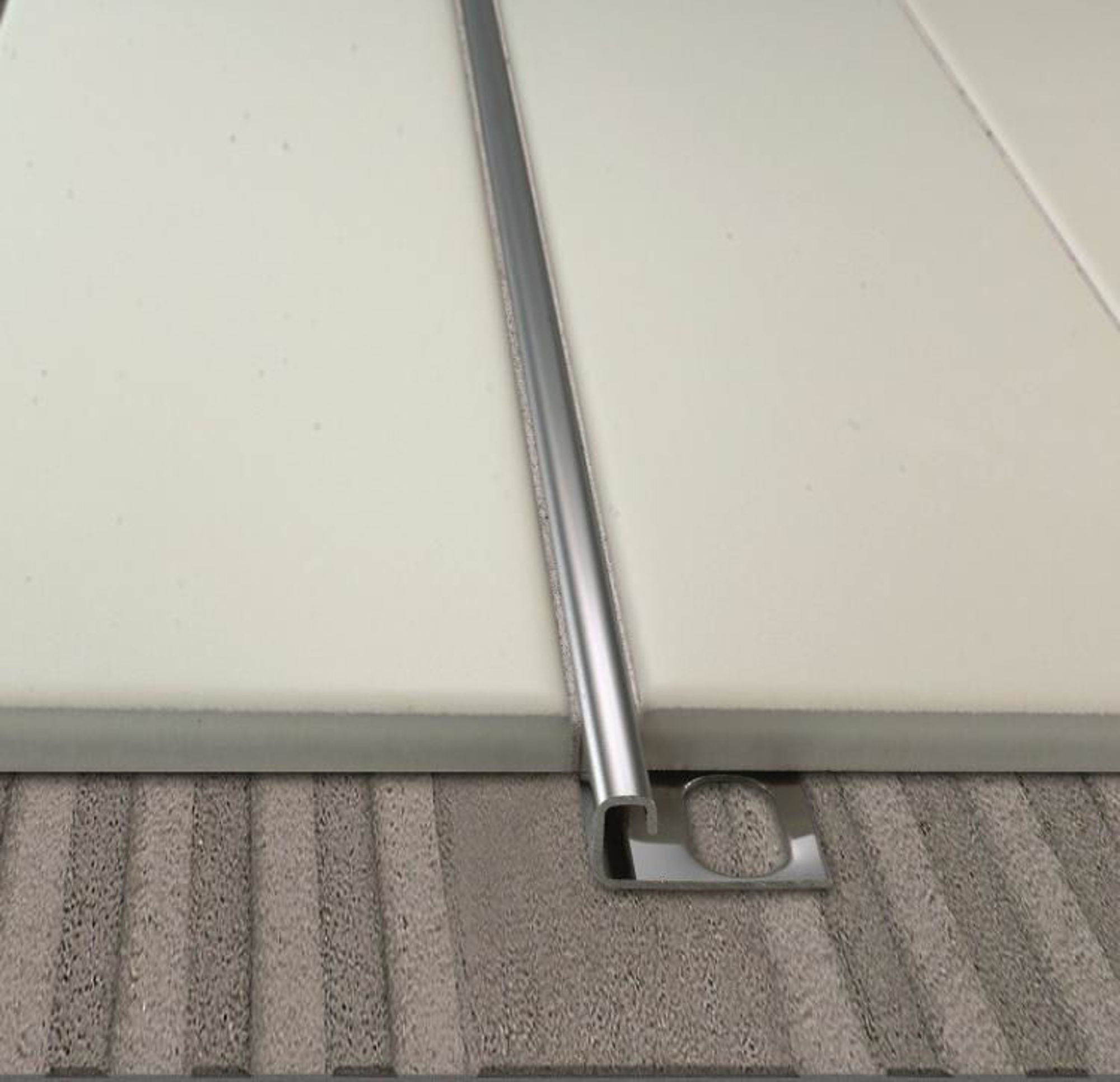 Bilde av AVSLUTNINGSLIST DI/10 RUSTFRITT STÅL POLERT 10MMX270CM, PROFILPAS