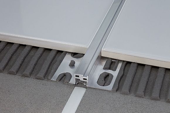 Bilde av EKSPANSJONSLIST NZA/12 ALUMINIUM SØLV 12,5MMX270CM, PROFILPAS