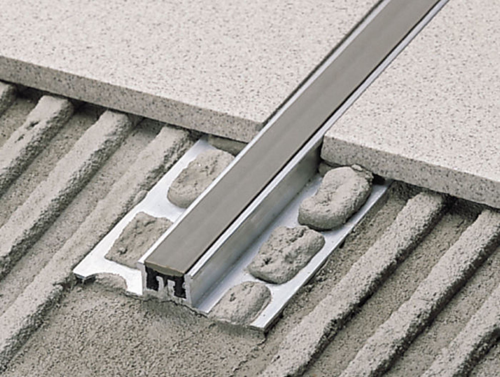 Bilde av EKSP.LIST ALU GRÅ 15X17MM 270CM NA PROFI