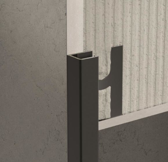 Bilde av HJØRNELIST FIRKANT ZQAN/10 ALUMINIUM SORT MATT 10MMX270CM, PROFILPAS