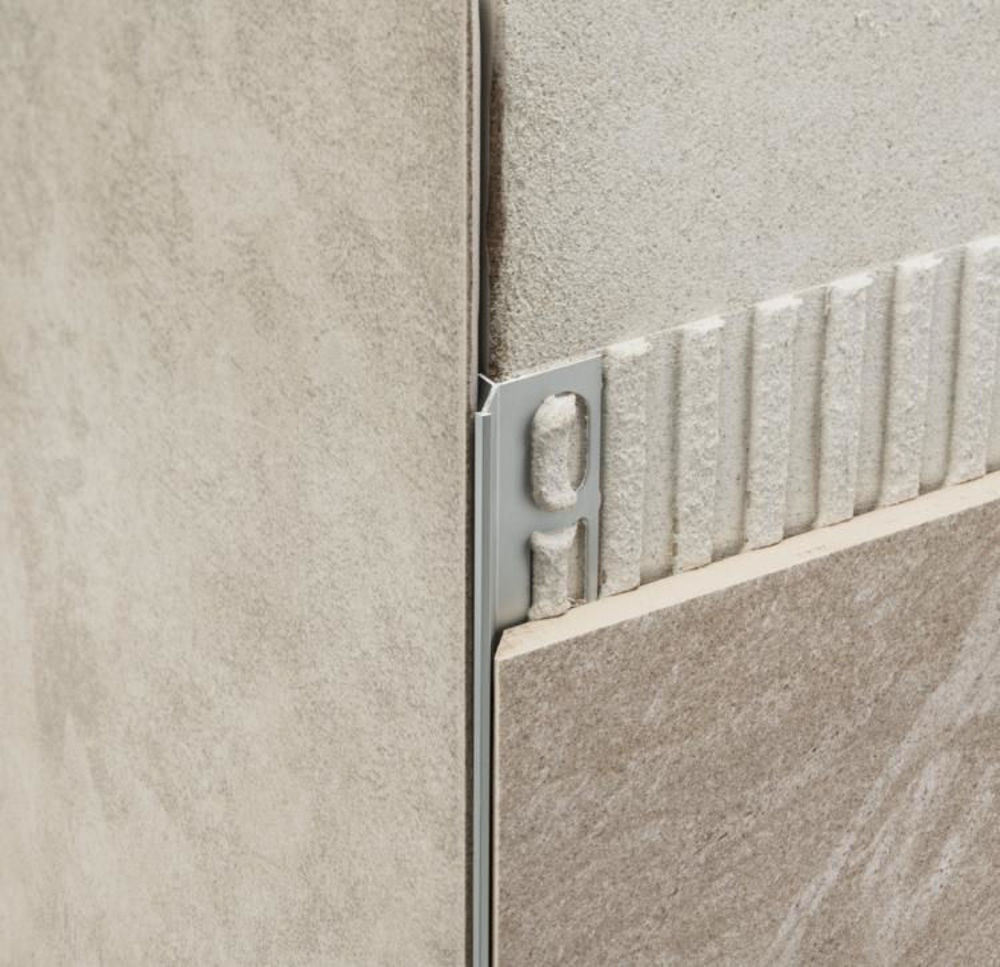 Bilde av AVSLUTNINGSLIST 45° JOLLY IPV/11 COLOR COATED SAND 11MMX270CM, PROFILPAS