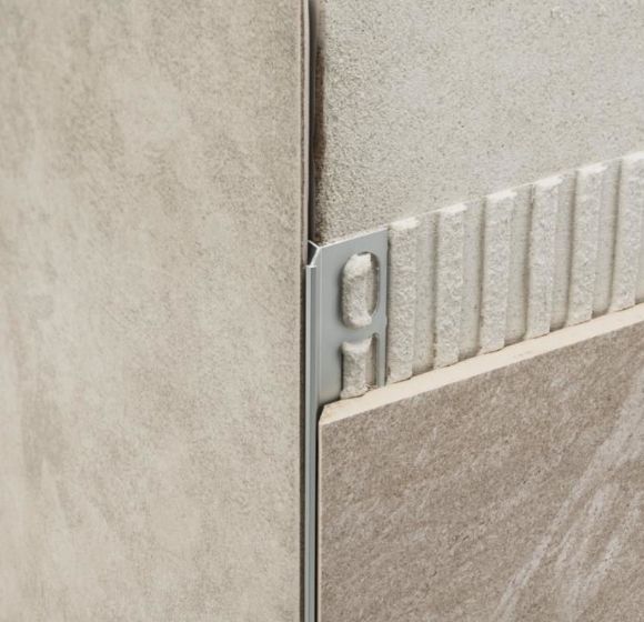 Bilde av AVSLUTNINGSLIST 45° JOLLY IPV/11 COLOR COATED BEIGE 11MMX270CM, PROFILPAS