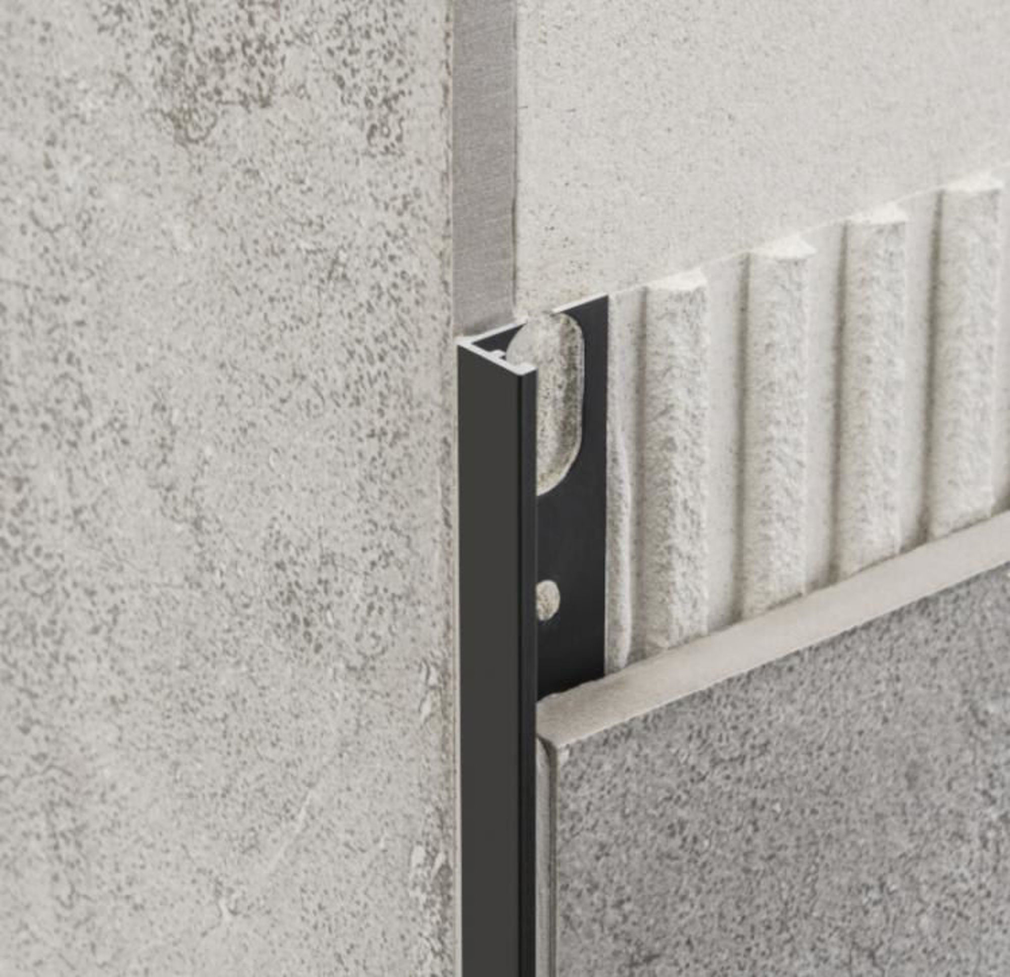 Bilde av AVSLUTNINGSLIST ZA/8 ALUMINIUM MATT SORT 8MMX270CM, PROFILPAS